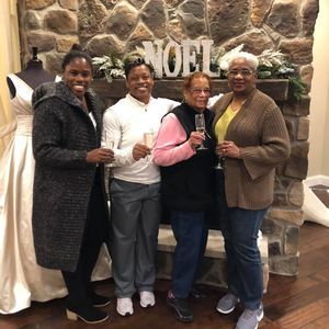 Meet your Posher, Jeanine